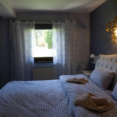 Haus Ferienglueck 펜션 *